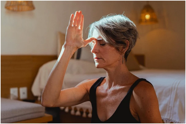 How-to-Reduce-Hot-Flashes-Yoga-Meditation-and-Alternatives