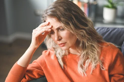 Hot Flashes & Anxiety Unraveling the Link and Seeking Calm